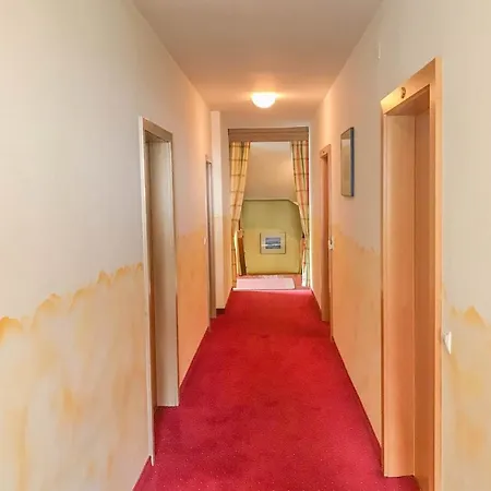 Gasthof-pension Golob 호텔