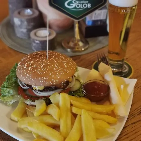 מלון Gasthof-pension Golob