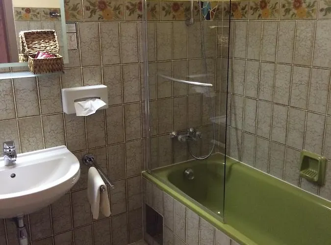 Gasthof-pension Golob Szálloda 3*